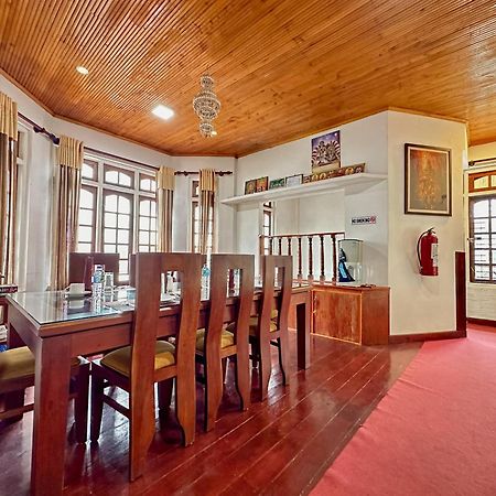 Nuwara Eliya Hills Rest Hotel Exterior photo
