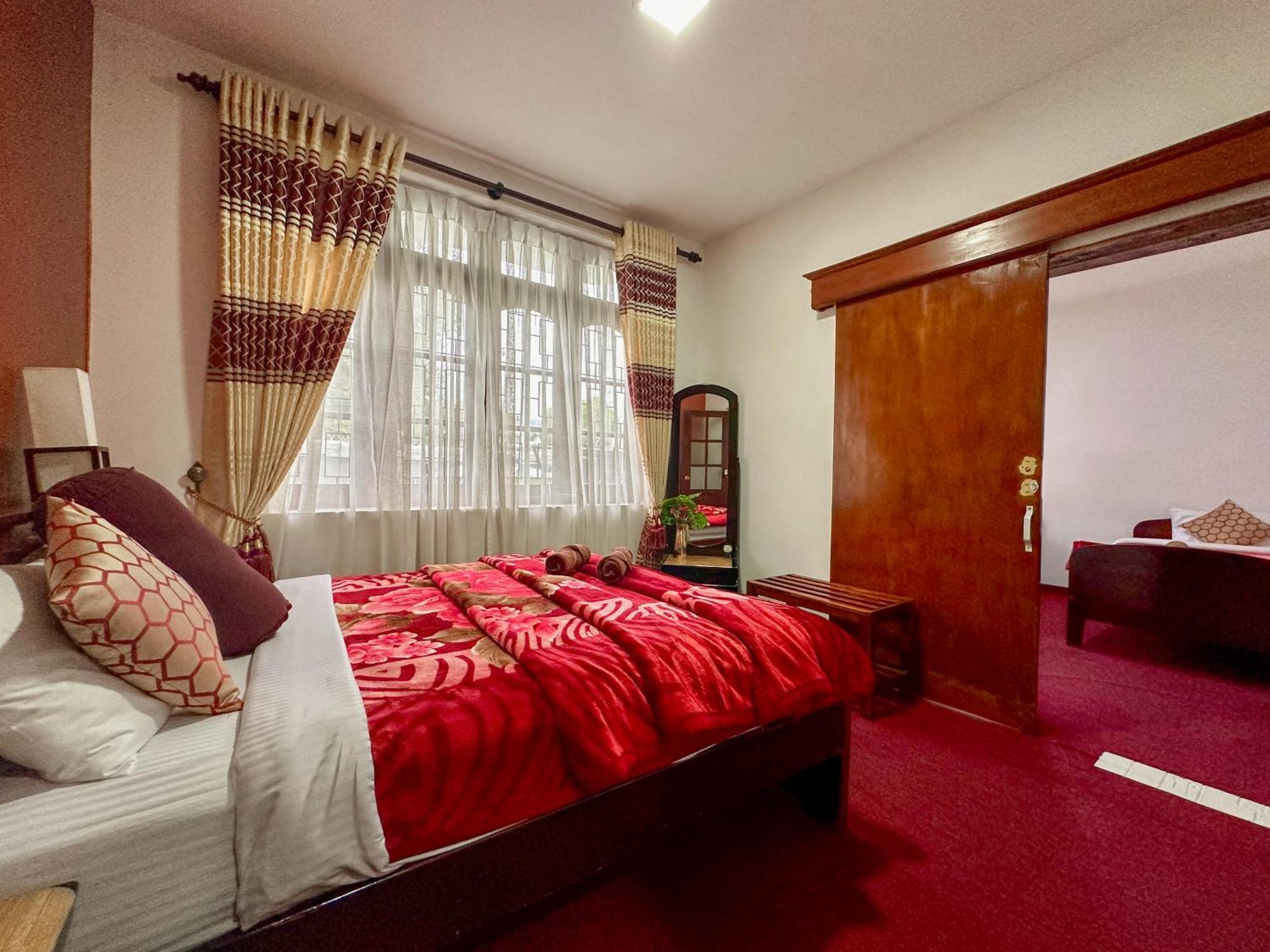 Nuwara Eliya Hills Rest Hotel Exterior photo