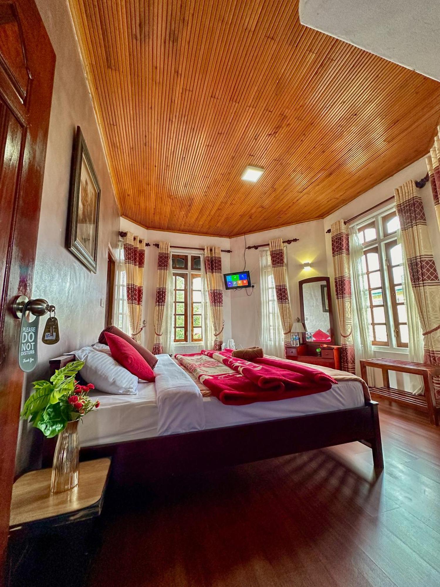 Nuwara Eliya Hills Rest Hotel Room photo
