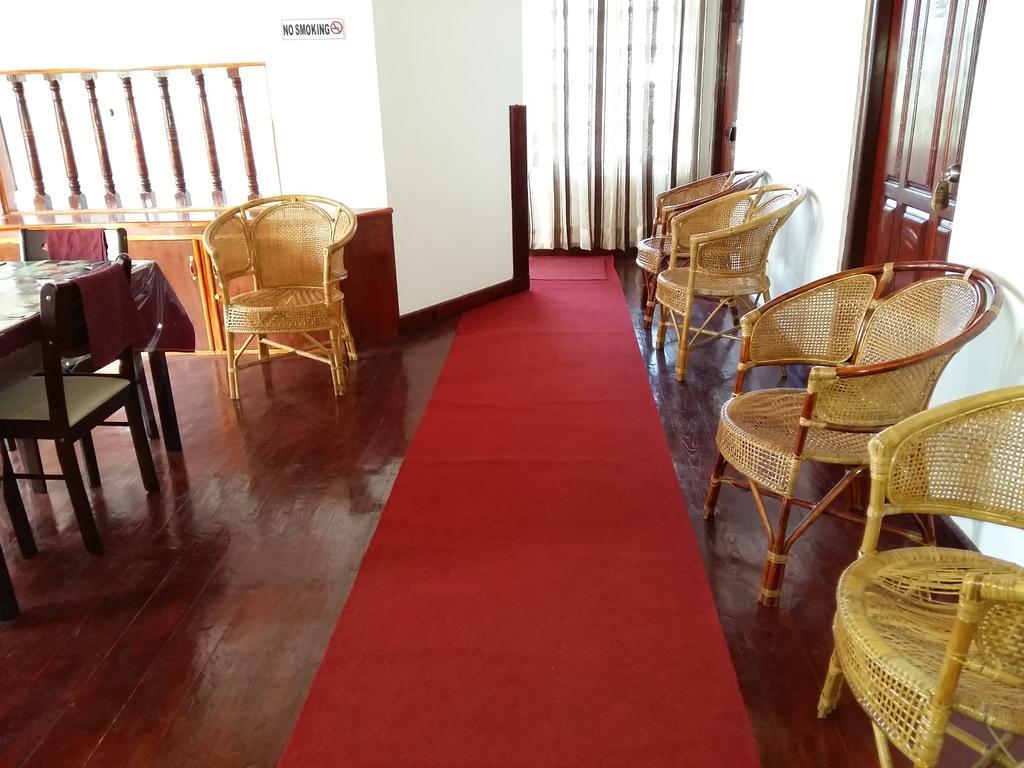 Nuwara Eliya Hills Rest Hotel Exterior photo