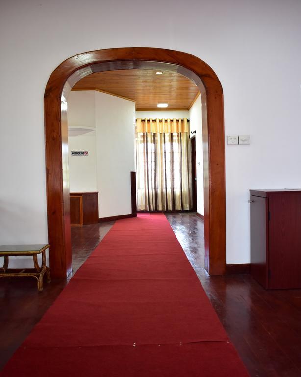 Nuwara Eliya Hills Rest Hotel Exterior photo