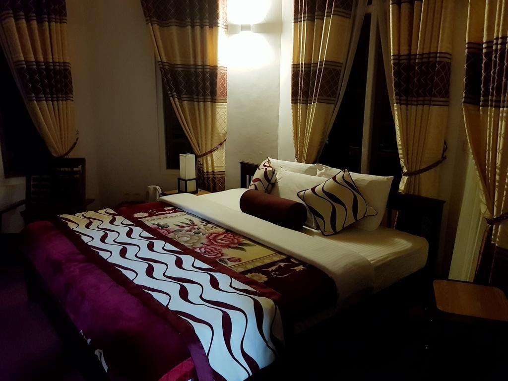 Nuwara Eliya Hills Rest Hotel Exterior photo