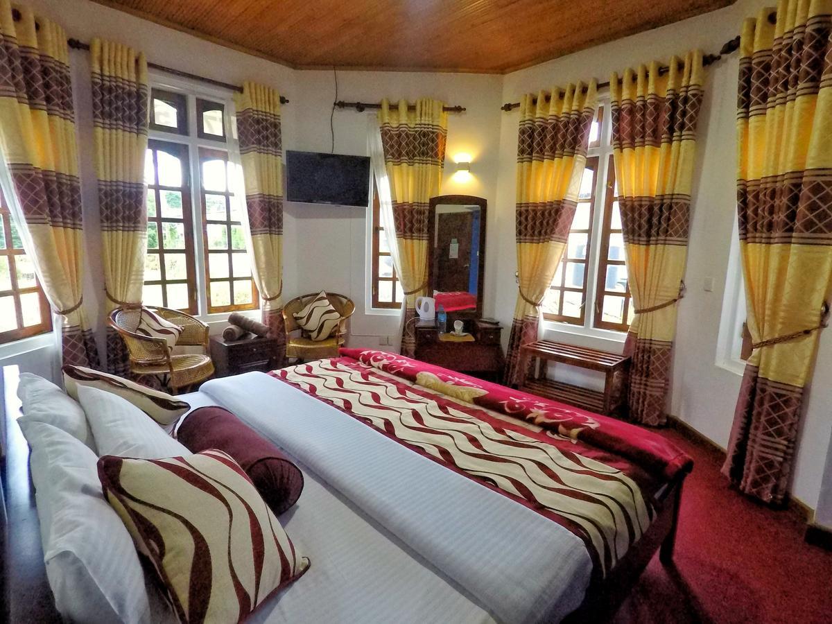 Nuwara Eliya Hills Rest Hotel Exterior photo