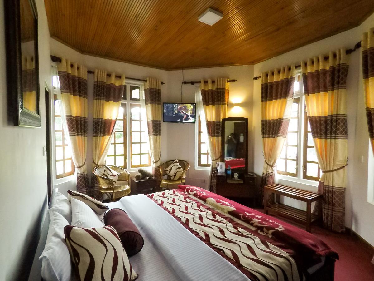 Nuwara Eliya Hills Rest Hotel Exterior photo